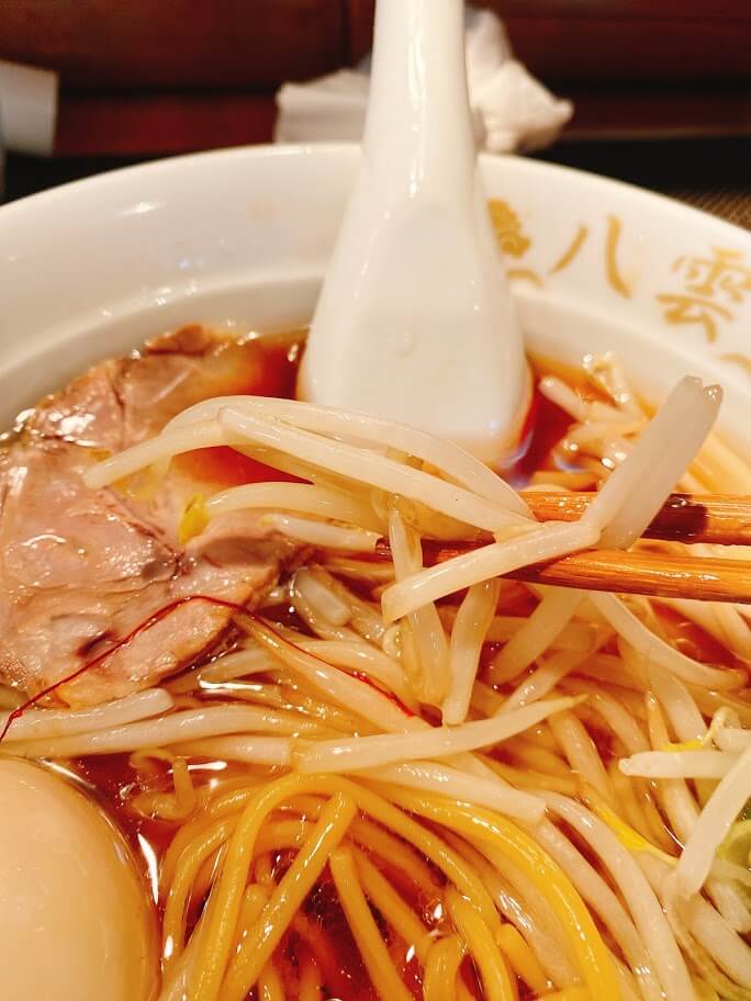 大和市渋谷「麺匠八雲」八雲特製醤油ラーメン2