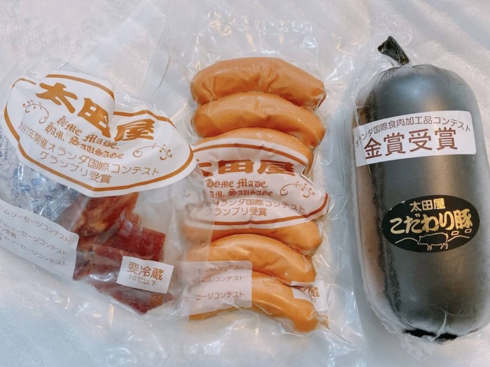 大和市渋谷(旧下和田)「肉の太田屋」推奨品チローラソーセージとポークジャーキー