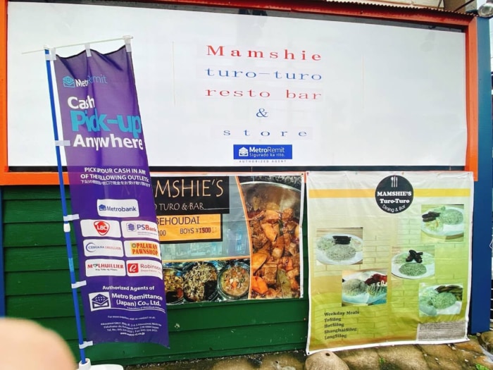 大和市南林間「フィリピン料理マムシートゥロトゥロ」店舗外観の看板