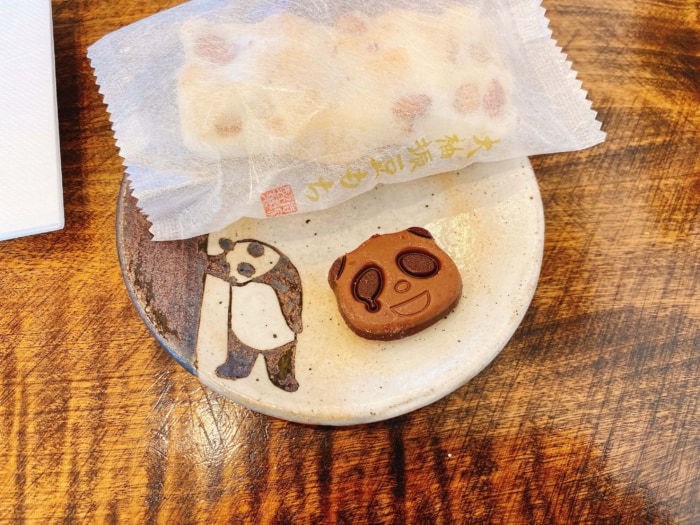大和市上和田「ぱんだぺこ」お菓子とパンダ