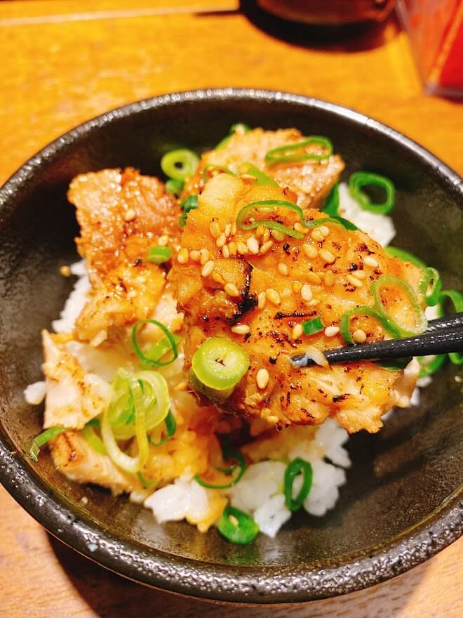 神奈川県大和市大和東「麺やいかり」セットのチャーシュー丼２