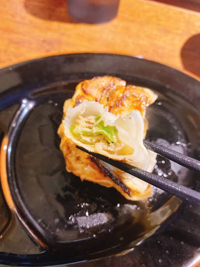 神奈川県大和市大和東「麺やいかり」セットの餃子半ライス２