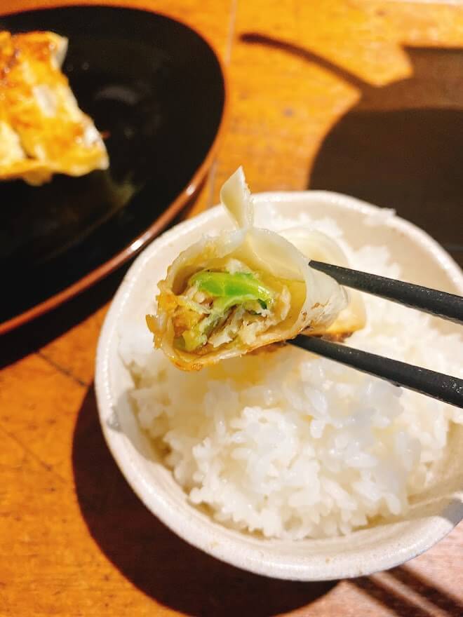 神奈川県大和市大和東「麺やいかり」セットの餃子半ライス