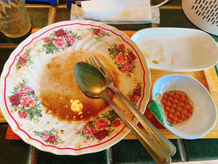 大和市中央「マカンマカン」食後の皿