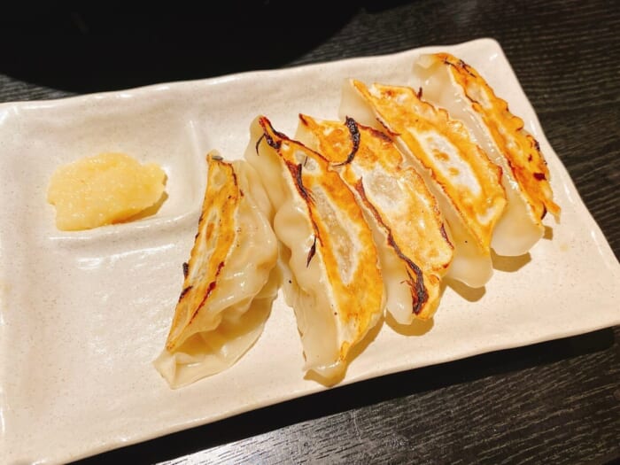神奈川県大和市「とりいちず」鶏の焼き餃子