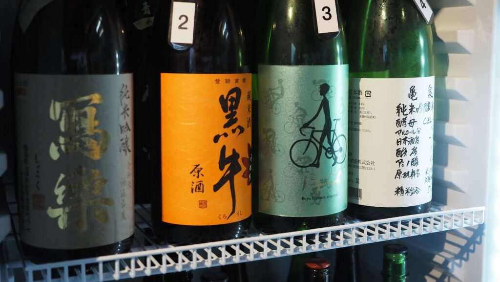 神奈川県大和市「立ち飲み酒場イザワショウテン」日本酒
